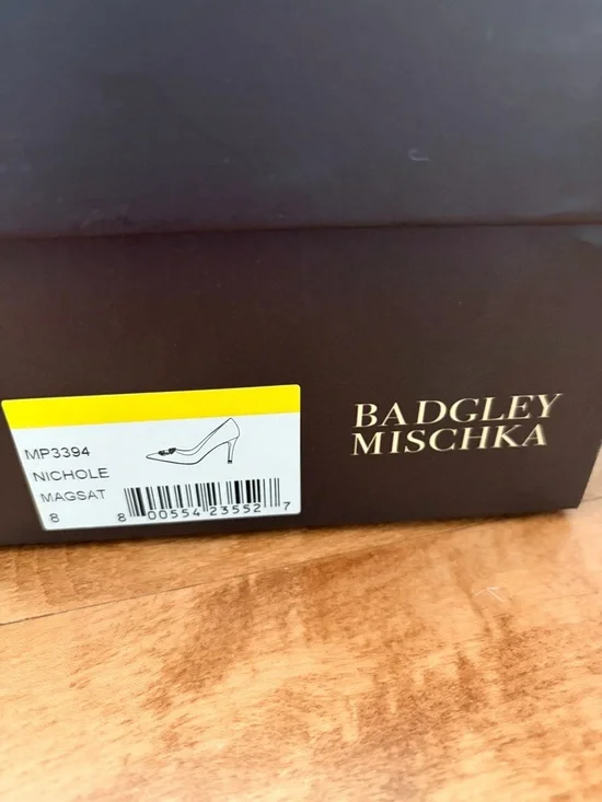 Badgley Mischka Fuchsia Pointed-Toe Pumps with Crystal Buckle - Picture 11 of 11